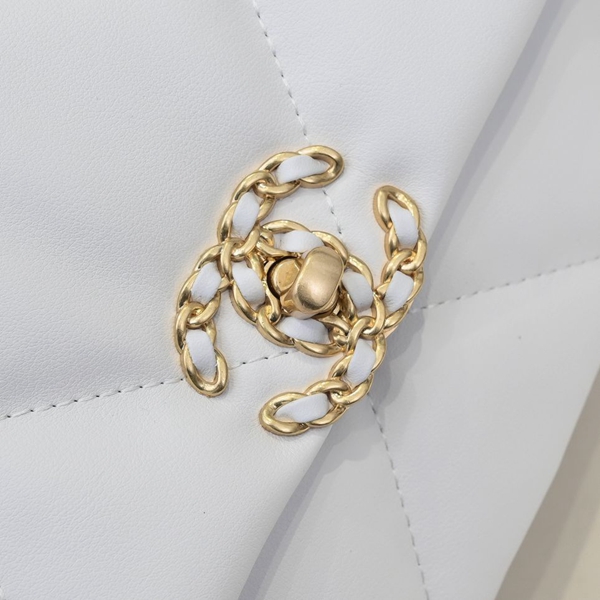 シャネルバッグ素材ディテール